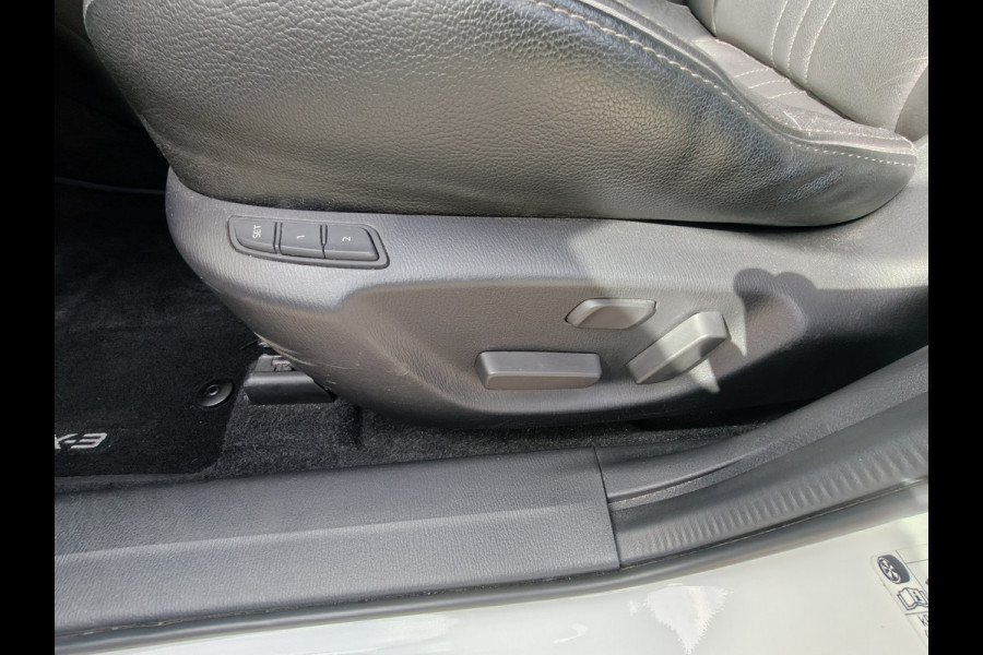 Mazda CX-3 2.0 SkyActiv-G 120 GT-M / Bose / HUD / ACC / Elektr. Stoel / Stoel/Stuur verwarm. / Camera Achter / PDC V+A / Keyless /