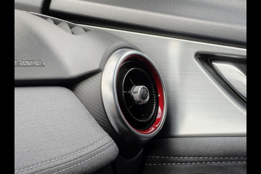 Mazda CX-3 2.0 SkyActiv-G 120 GT-M / Bose / HUD / ACC / Elektr. Stoel / Stoel/Stuur verwarm. / Camera Achter / PDC V+A / Keyless /