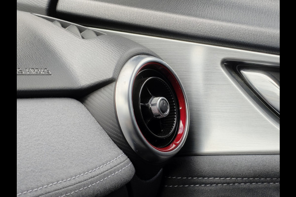 Mazda CX-3 2.0 SkyActiv-G 120 GT-M / Bose / HUD / ACC / Elektr. Stoel / Stoel/Stuur verwarm. / Camera Achter / PDC V+A / Keyless /