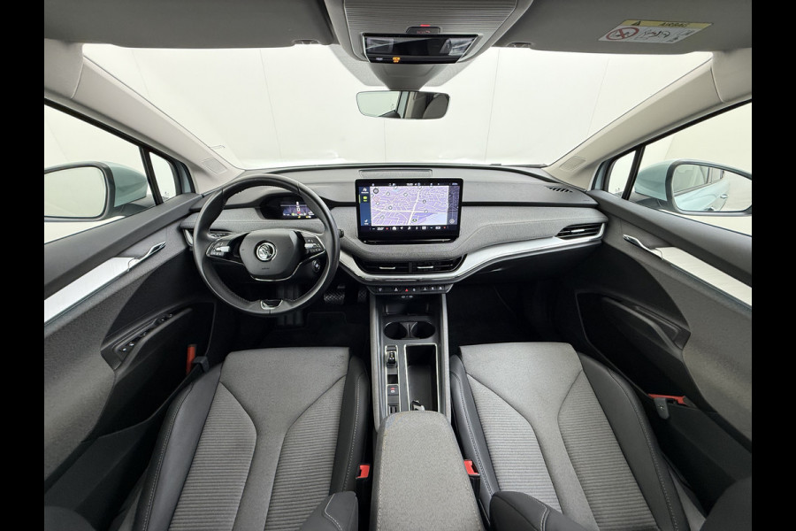 Škoda ENYAQ iV 60 SOH 93% Camera Comfort-pakket Draadloze telefoonlader Keyless entry Privacy Glas Apple Carplay Android Auto Navi Ecc Pdc P-Assist Lmv Led Isofix Mirrorlink® Cruise Control 1e Eigenaar Origineel Nederlandse Auto