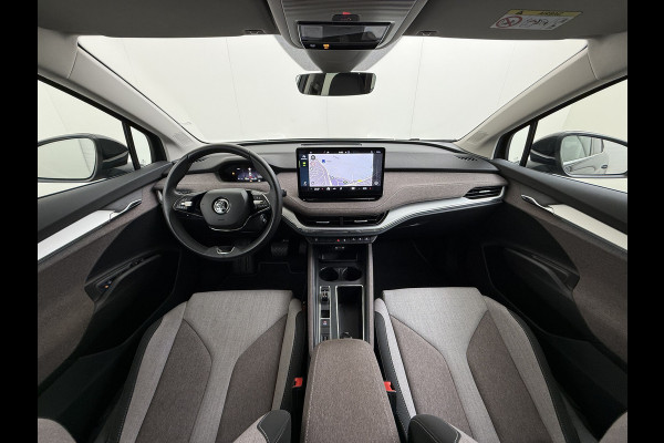 Škoda ENYAQ iV 60 Trekhaak Elek.Achterklep Privacy Glas SOH 90% Keyless advanced Navi Ecc Apple Carplay Android Auto Pdc Comfort plus-pakket Lmv 20" Mirrorlink® Smartlink DAB Led 1e Eigenaar Origineel Nederlandse Auto