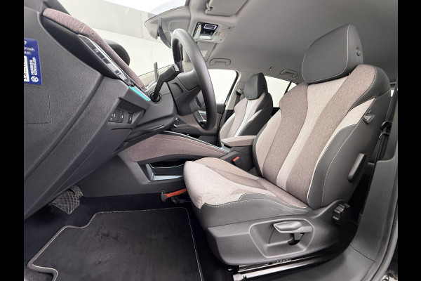 Škoda ENYAQ iV 60 Trekhaak Elek.Achterklep Privacy Glas SOH 90% Keyless advanced Navi Ecc Apple Carplay Android Auto Pdc Comfort plus-pakket Lmv 20" Mirrorlink® Smartlink DAB Led 1e Eigenaar Origineel Nederlandse Auto