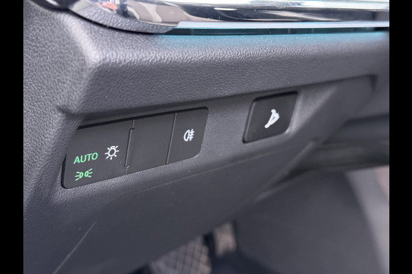 Škoda ENYAQ iV 60 Trekhaak Elek.Achterklep Privacy Glas SOH 90% Keyless advanced Navi Ecc Apple Carplay Android Auto Pdc Comfort plus-pakket Lmv 20" Mirrorlink® Smartlink DAB Led 1e Eigenaar Origineel Nederlandse Auto