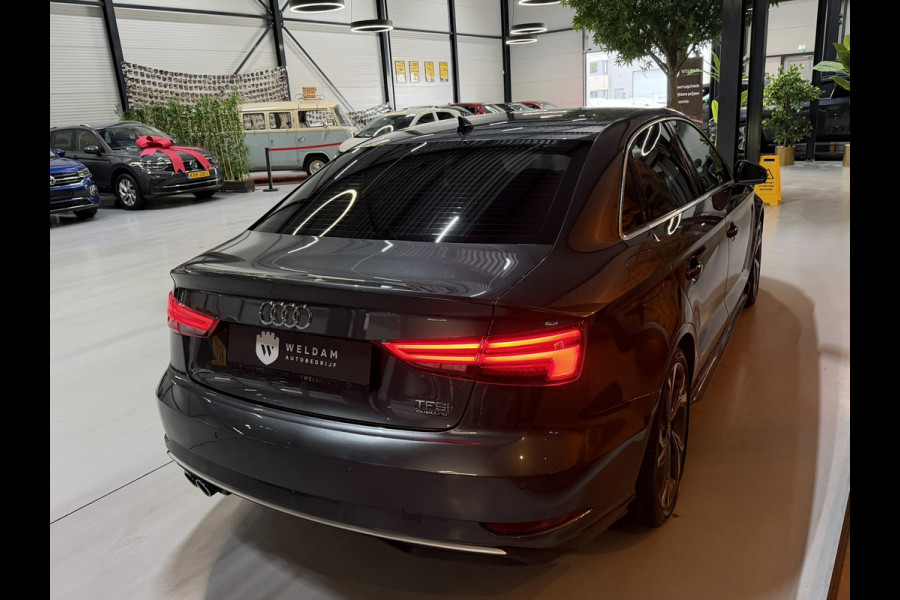 Audi A3 Limousine 40 TFSI quattro 190PK S tronic|LED|CarPlay|Navi|Sportstoelen|19” Sportvelgen|PDC|Rijklaar