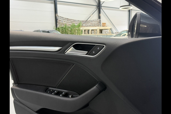 Audi A3 Limousine 40 TFSI quattro 190PK S tronic|LED|CarPlay|Navi|Sportstoelen|19” Sportvelgen|PDC|Rijklaar