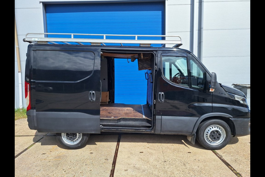 Iveco 35S16 L1 H1 laag dak - Imperiaal - Trekhaak - 2x Schuifdeur