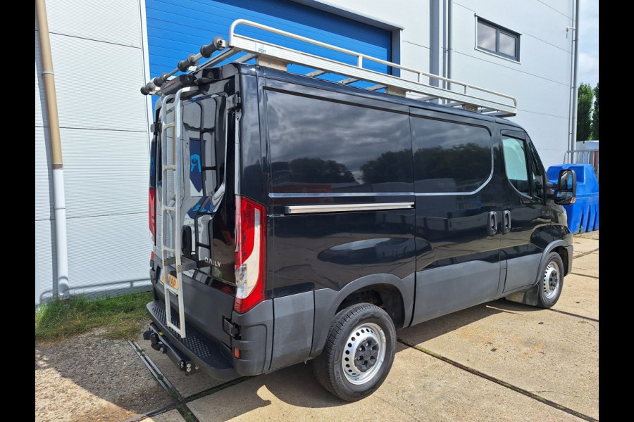 Iveco 35S16 L1 H1 laag dak - Imperiaal - Trekhaak - 2x Schuifdeur