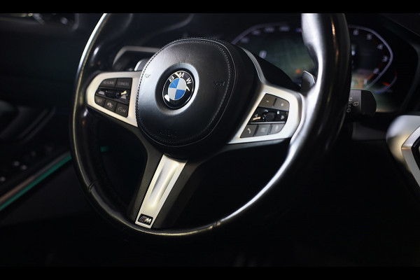 BMW 3 Serie Touring M340i xDrive Business Edition Plus / AUT / HK / Acc / Lane Assist / Dode Hoek / Open Pano / Led / Pdc / 19 Inc