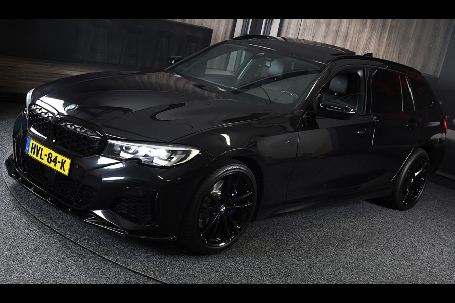 BMW 3 Serie Touring M340i xDrive Business Edition Plus / AUT / HK / Acc / Lane Assist / Dode Hoek / Open Pano / Led / Pdc / 19 Inc