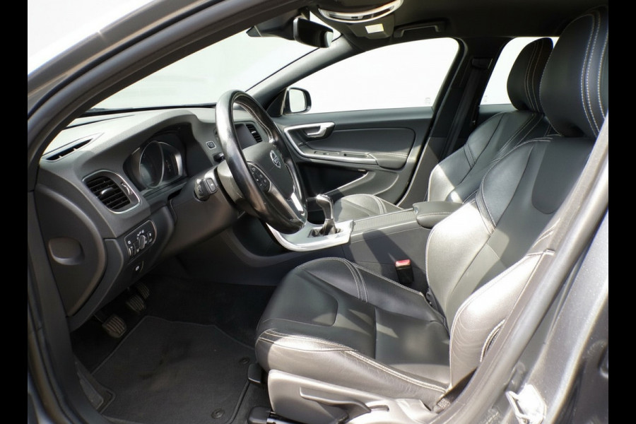 Volvo V60 2.0 D2 Polar+ Dynamic|Xenon|Leder|Navi|Cruise|PDC