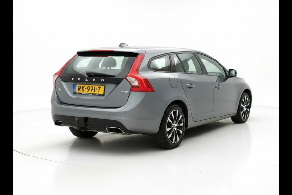 Volvo V60 2.0 D2 Polar+ Dynamic|Xenon|Leder|Navi|Cruise|PDC