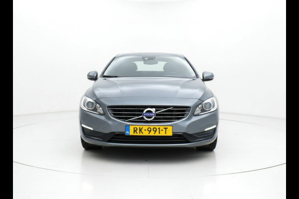 Volvo V60 2.0 D2 Polar+ Dynamic|Xenon|Leder|Navi|Cruise|PDC