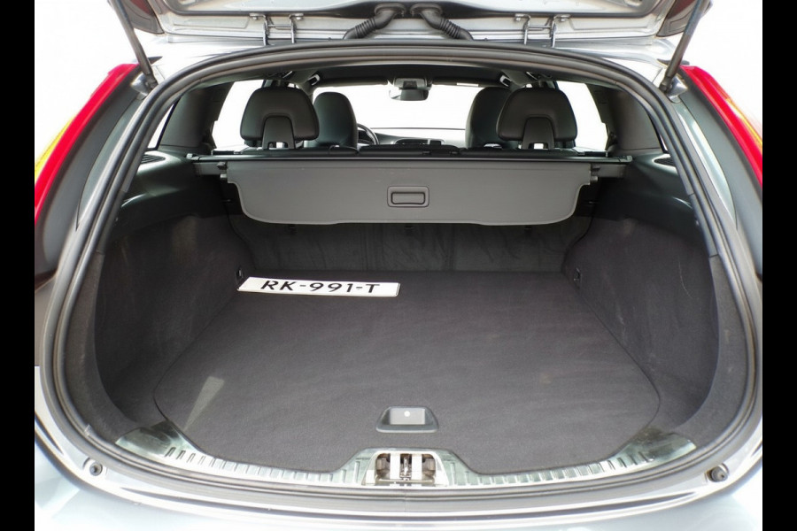 Volvo V60 2.0 D2 Polar+ Dynamic|Xenon|Leder|Navi|Cruise|PDC