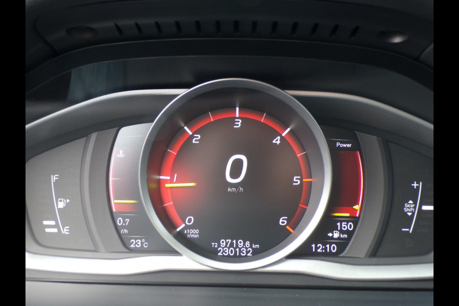 Volvo V60 2.0 D2 Polar+ Dynamic|Xenon|Leder|Navi|Cruise|PDC