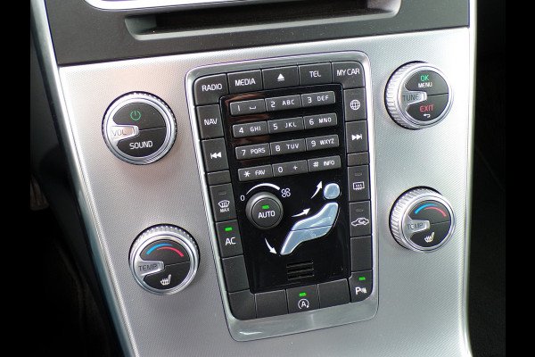 Volvo V60 2.0 D2 Polar+ Dynamic|Xenon|Leder|Navi|Cruise|PDC