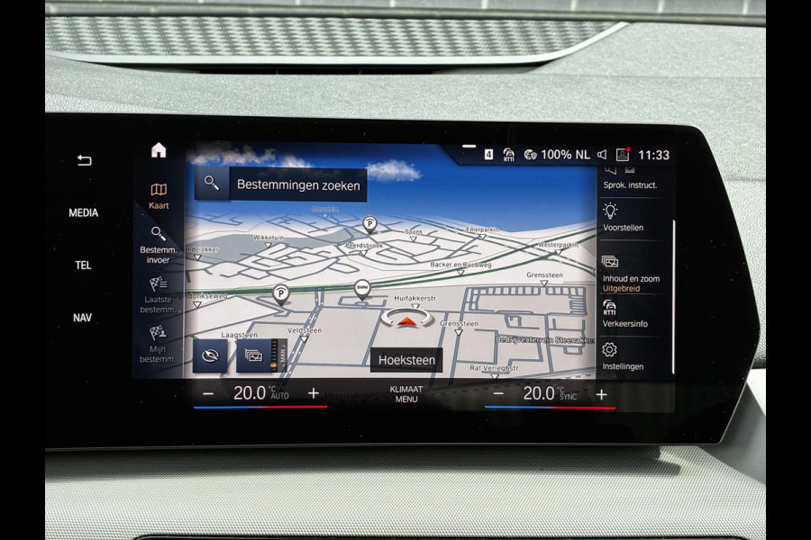 BMW 2 Serie Active Tourer 220i Automaat / Live Cockpit Professional / Navigatiesysteem / Cruise Control / Leder / Achteruitrijcamera / DAB / Parkeersensoren voor + achter / LED / Climate Control