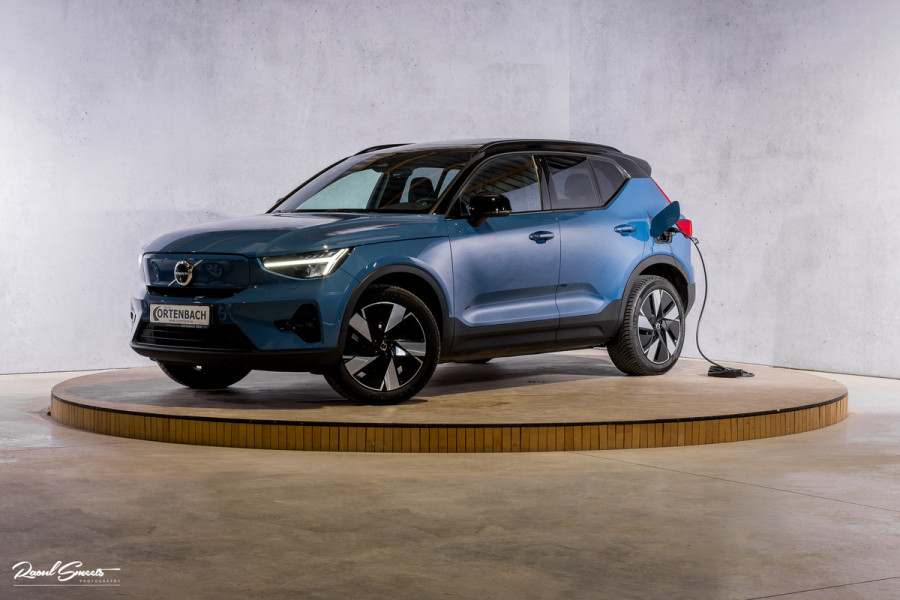 Volvo XC40 Single Motor Extended Range Ultimate 82 kWh | Panorama dak | Adaptieve cruise | Memory | Blis | Harman Kardon |