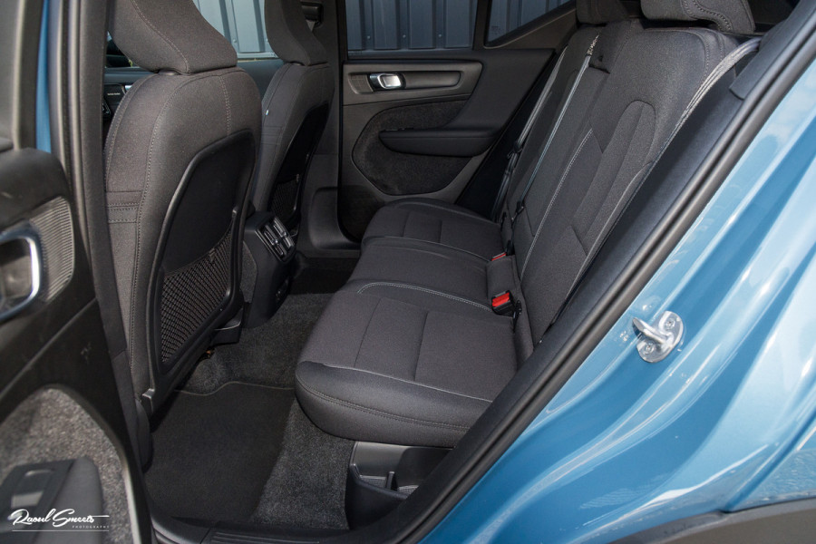 Volvo XC40 Single Motor Extended Range Ultimate 82 kWh | Panorama dak | Adaptieve cruise | Memory | Blis | Harman Kardon |