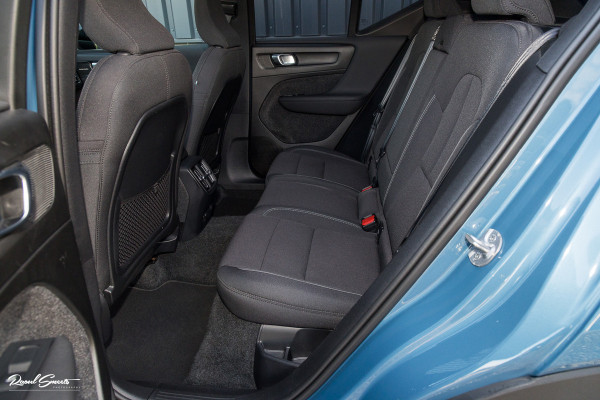Volvo XC40 Single Motor Extended Range Ultimate 82 kWh | Panorama dak | Adaptieve cruise | Memory | Blis | Harman Kardon |