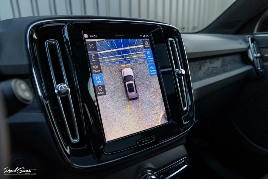 Volvo XC40 Single Motor Extended Range Ultimate 82 kWh | Panorama dak | Adaptieve cruise | Memory | Blis | Harman Kardon |