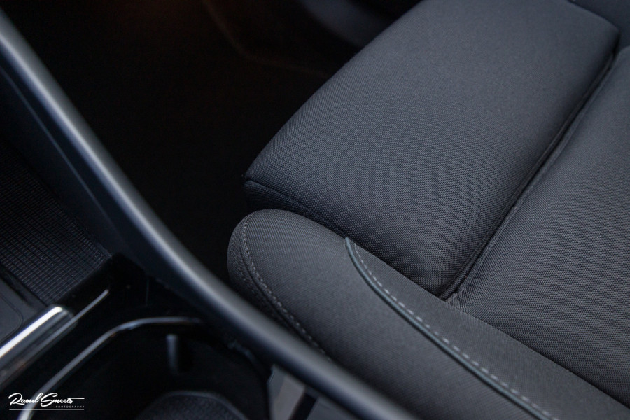 Volvo XC40 Single Motor Extended Range Ultimate 82 kWh | Panorama dak | Adaptieve cruise | Memory | Blis | Harman Kardon |