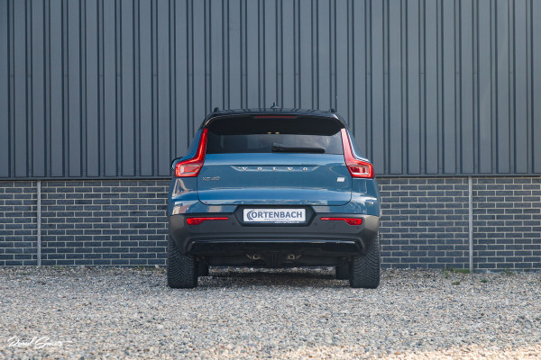 Volvo XC40 Single Motor Extended Range Ultimate 82 kWh | Panorama dak | Adaptieve cruise | Memory | Blis | Harman Kardon |