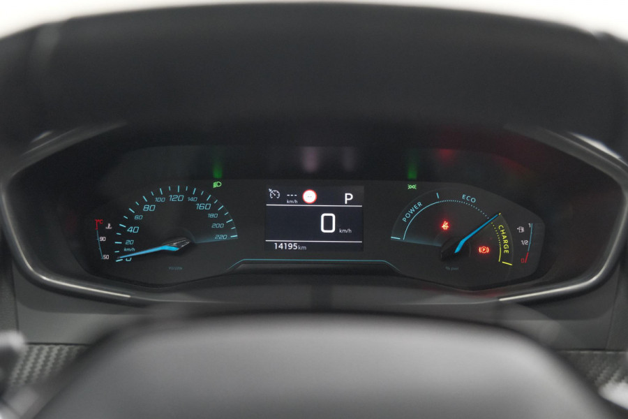 Peugeot 2008 1.2 Hybrid 136 Style | Apple Carplay | Parkeersensoren | Climate control
