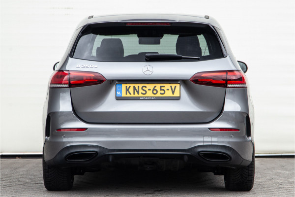 Mercedes-Benz B-Klasse 250 e AMG Night Edition, Widescreen, Trekhaak, Camera, Hybride