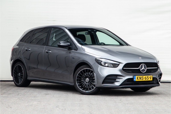 Mercedes-Benz B-Klasse 250 e AMG Night Edition, Widescreen, Trekhaak, Camera, Hybride
