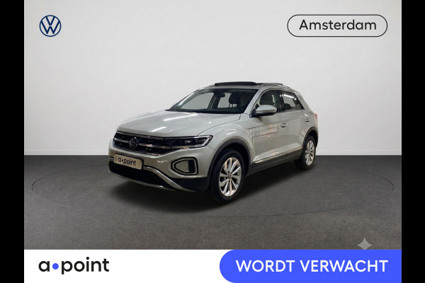 Volkswagen T-Roc 1.5 TSI Style 150 pk Automaat (DSG) | Navigatie via App | Panoramadak | Trekhaak (afneembaar) | Parkeersensoren (Park assist) | Achteruitrijcamera | Keyless pakket |