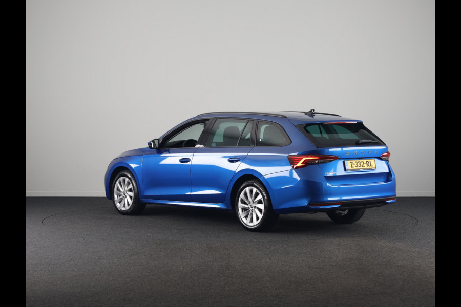 Škoda Octavia Combi FL First Edition 1.5 TSI m-HEV 85 kW / 115 pk Combi 7 versn. DSG | Advance pakket | Achteruitrij camera | All weather banden |