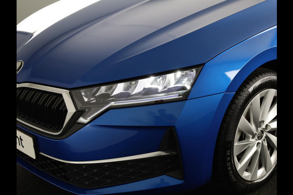 Škoda Octavia Combi FL First Edition 1.5 TSI m-HEV 85 kW / 115 pk Combi 7 versn. DSG | Advance pakket | Achteruitrij camera | All weather banden |