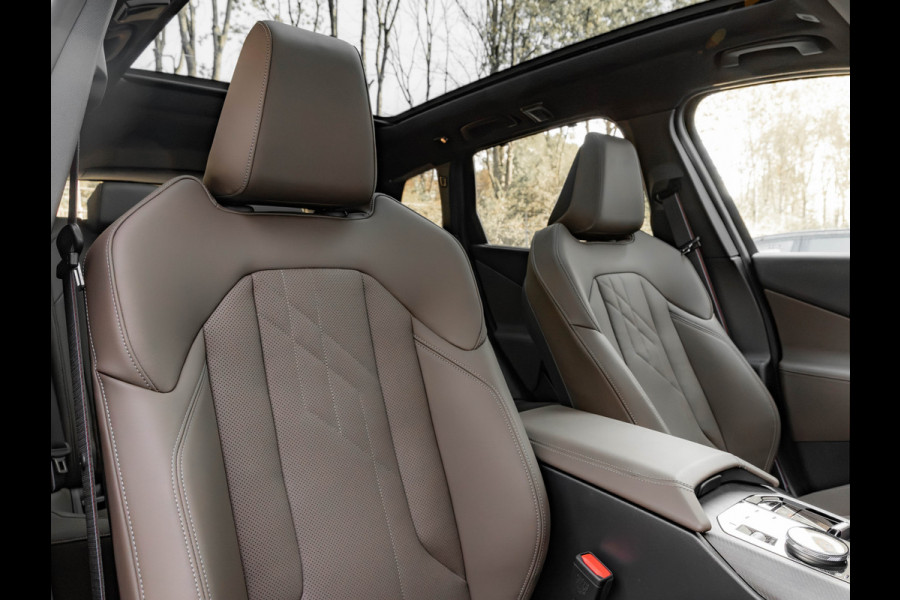 BMW X3 30e xDrive - M-Sport Pro - Full-Option - Driving Ass Prof