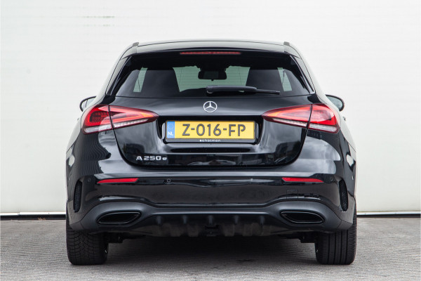 Mercedes-Benz A-Klasse 250 e AMG Night Edition, Sfeerverlichting, Camera, PDC 2021