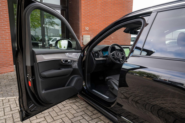 Volvo XC90 2.0 T8 Plug-in hybrid AWD Ultra Dark Alle Opties