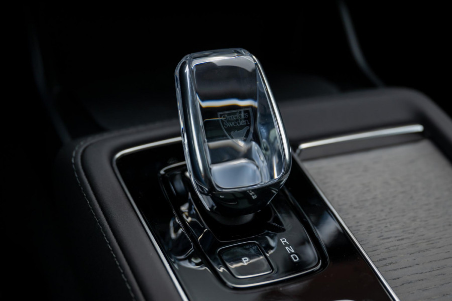 Volvo XC90 2.0 T8 Plug-in hybrid AWD Ultra Dark Alle Opties