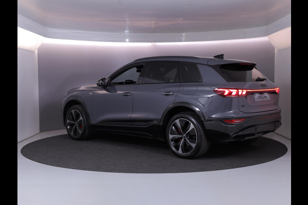 Audi Q6 e-tron S edition quattro 100 kWh 385pk | Panoramadak |  Luchtvering | B&O Audio | Elektisch verstelbare voorstoelen | Geheugen bestuurderstoel | Head up Display