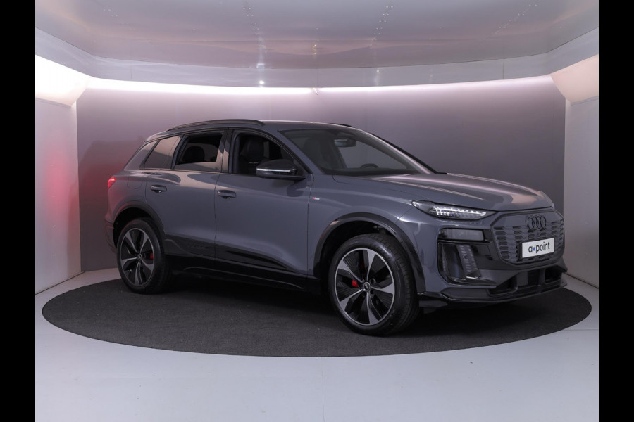 Audi Q6 e-tron S edition quattro 100 kWh 385pk | Panoramadak |  Luchtvering | B&O Audio | Elektisch verstelbare voorstoelen | Geheugen bestuurderstoel | Head up Display