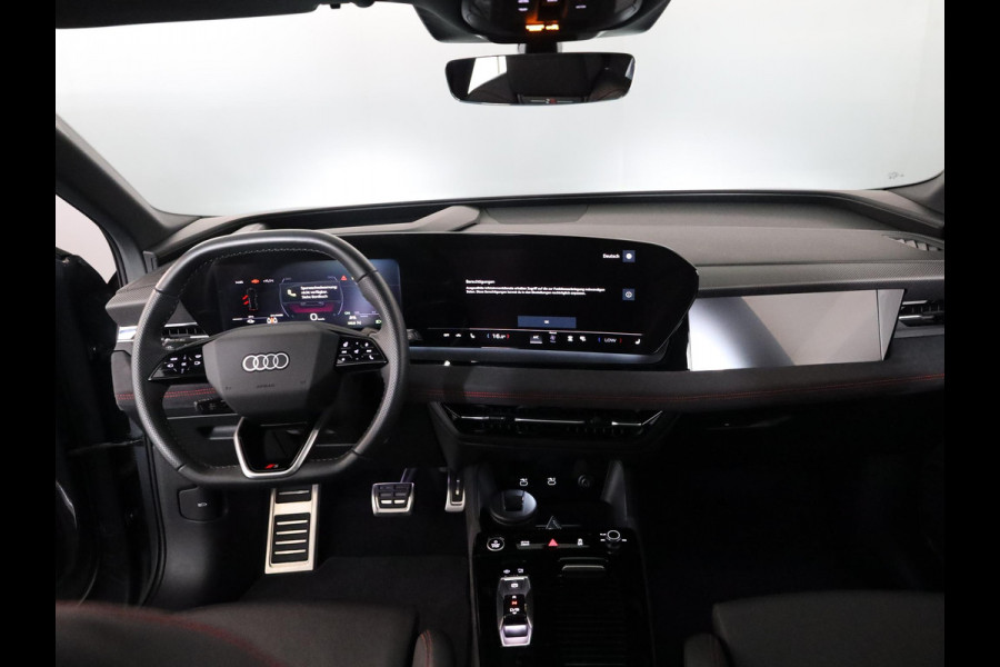 Audi Q6 e-tron S edition quattro 100 kWh 385pk | Panoramadak |  Luchtvering | B&O Audio | Elektisch verstelbare voorstoelen | Geheugen bestuurderstoel | Head up Display