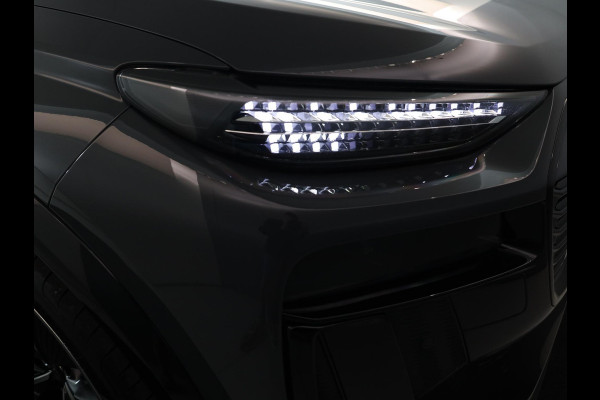 Audi Q6 e-tron S edition quattro 100 kWh 385pk | Panoramadak |  Luchtvering | B&O Audio | Elektisch verstelbare voorstoelen | Geheugen bestuurderstoel | Head up Display