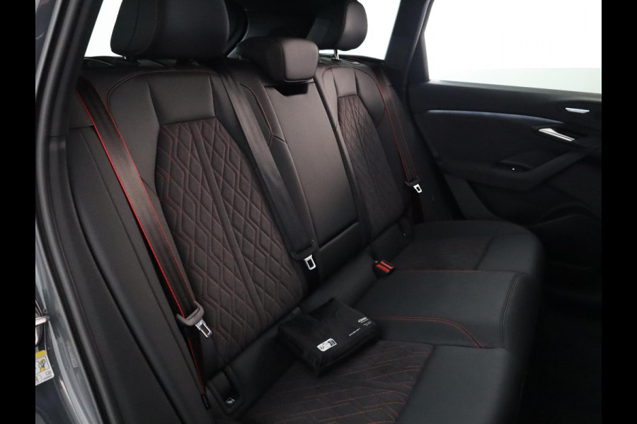 Audi Q6 e-tron S edition quattro 100 kWh 385pk | Panoramadak |  Luchtvering | B&O Audio | Elektisch verstelbare voorstoelen | Geheugen bestuurderstoel | Head up Display