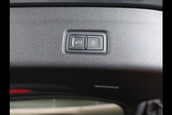 Audi Q6 e-tron S edition quattro 100 kWh 385pk | Panoramadak |  Luchtvering | B&O Audio | Elektisch verstelbare voorstoelen | Geheugen bestuurderstoel | Head up Display