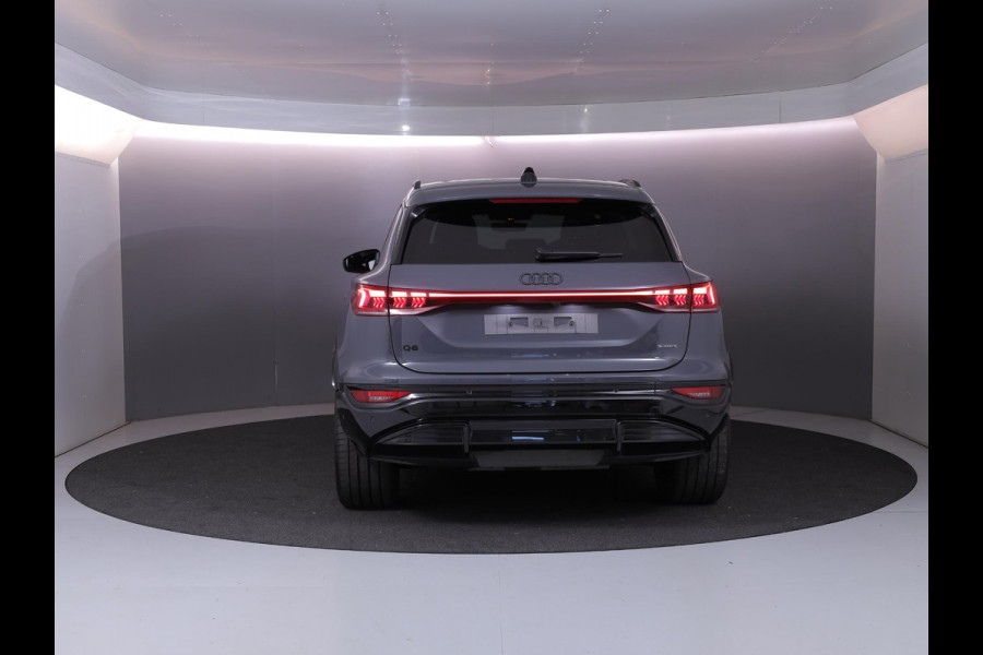 Audi Q6 e-tron S edition quattro 100 kWh 385pk | Panoramadak |  Luchtvering | B&O Audio | Elektisch verstelbare voorstoelen | Geheugen bestuurderstoel | Head up Display