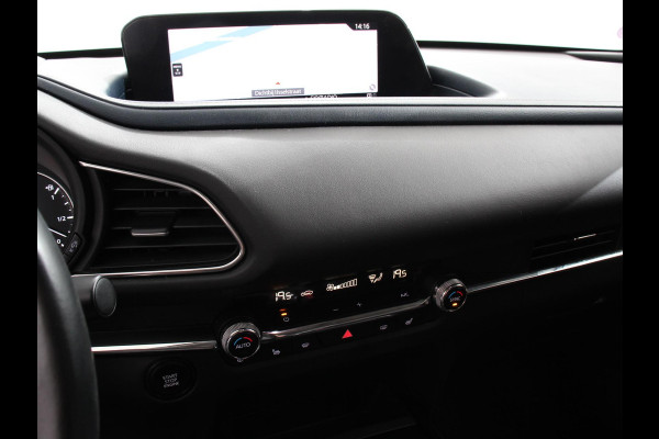 Mazda CX-30 2.0 e-SkyActiv-X 180pk M Hybrid Comfort Navigatie Climate Control Trekhaak Cruise Control Adaptive Lichtmetalen velgen Camera Parkeer sensoren Led Dab