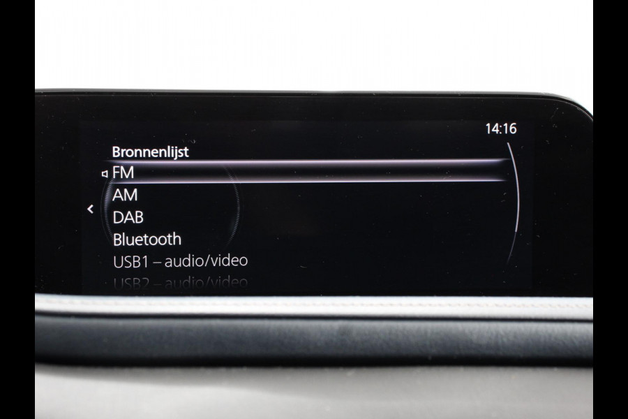 Mazda CX-30 2.0 e-SkyActiv-X 180pk M Hybrid Comfort Navigatie Climate Control Trekhaak Cruise Control Adaptive Lichtmetalen velgen Camera Parkeer sensoren Led Dab