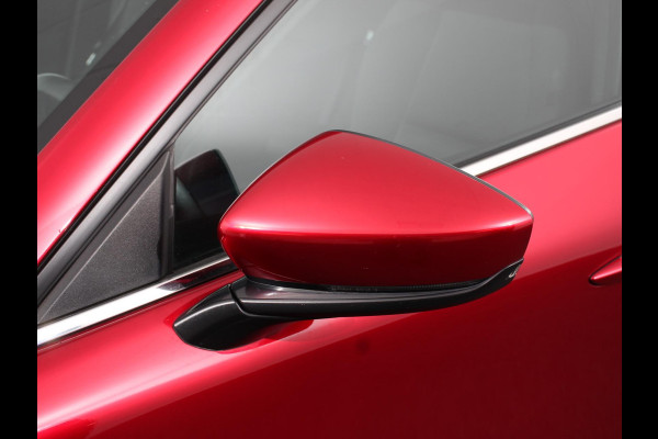 Mazda CX-30 2.0 e-SkyActiv-X 180pk M Hybrid Comfort Navigatie Climate Control Trekhaak Cruise Control Adaptive Lichtmetalen velgen Camera Parkeer sensoren Led Dab