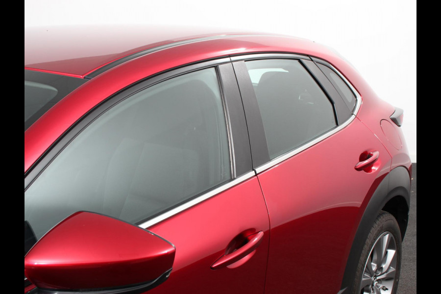 Mazda CX-30 2.0 e-SkyActiv-X 180pk M Hybrid Comfort Navigatie Climate Control Trekhaak Cruise Control Adaptive Lichtmetalen velgen Camera Parkeer sensoren Led Dab