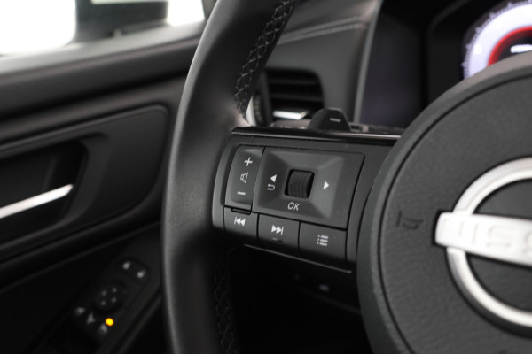 Nissan QASHQAI 1.3 MHEV Xtronic N-Connecta Automaat, navigatie, climate,