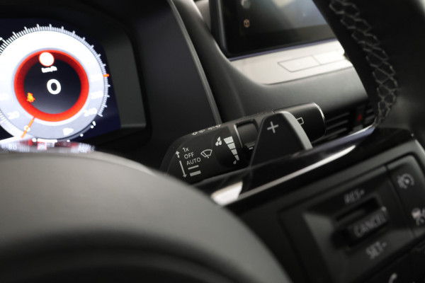 Nissan QASHQAI 1.3 MHEV Xtronic N-Connecta Automaat, navigatie, climate,