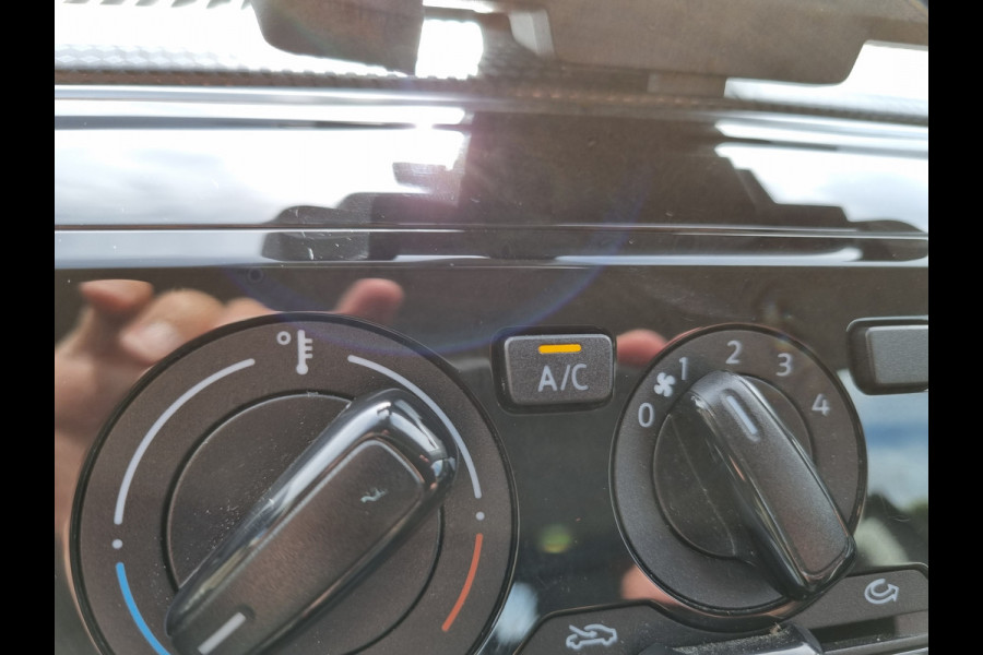 Volkswagen up! 1.0 BMT move up! ✅NETTE AUTO ✅5-DEURS ✅AIRCO